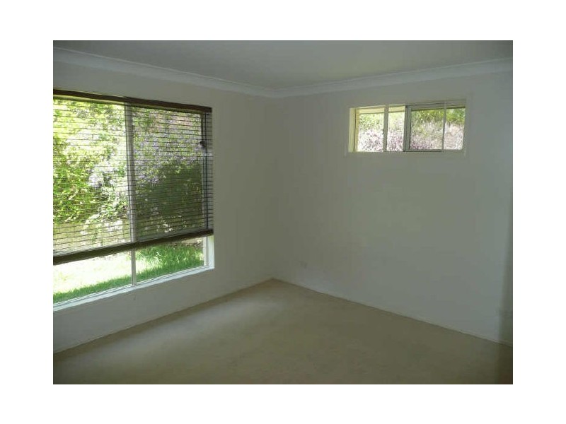18 Bidwill Court, Elanora QLD 4221