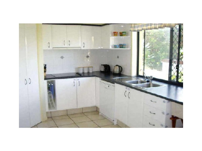 2/31 Mountain View Ave, Mermaid Beach QLD 4218