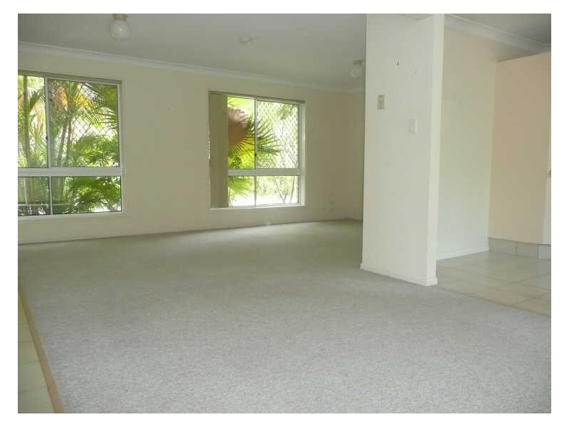 7/263 Christine Av, Varsity Lakes QLD 4227