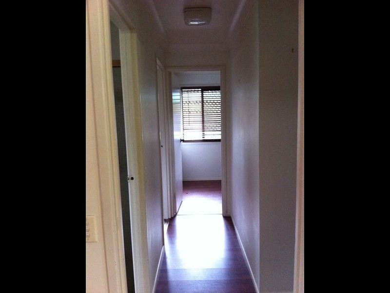 1/4 Shrike Ct, Burleigh Waters QLD 4220