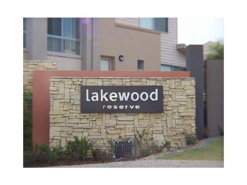 97/19 Carina Peak Drive, Varsity Lakes QLD 4227