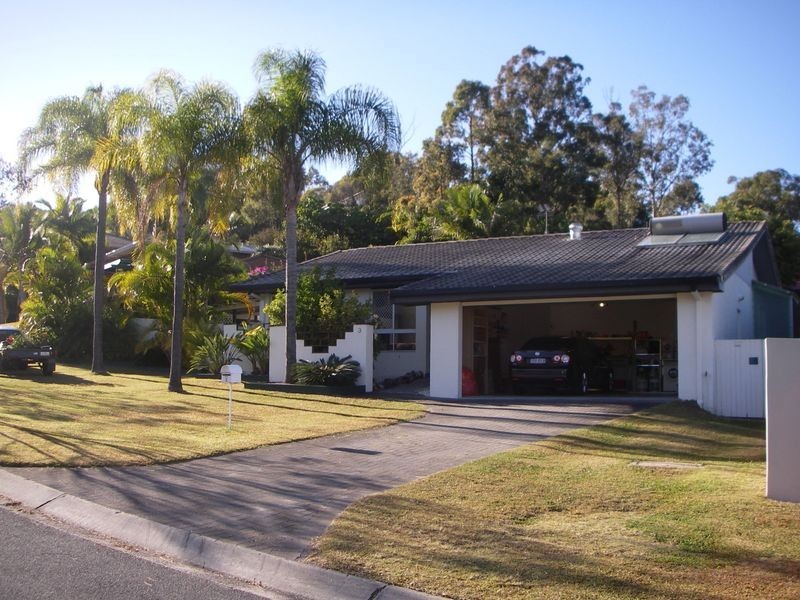 3 Broadview Place, Robina QLD 4226