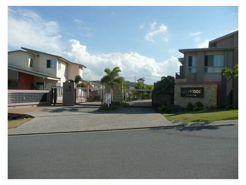 94/19 Carina Peak Drive, Varsity Lakes QLD 4227