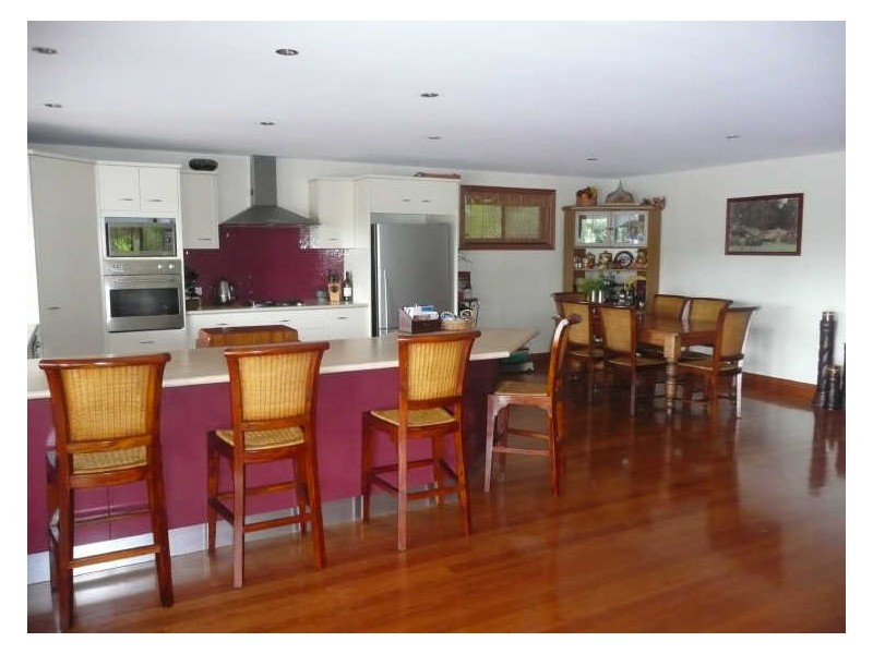 52 Honeyeater Drive, Burleigh Waters QLD 4220