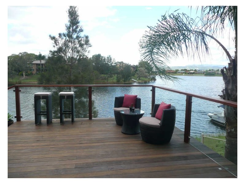 52 Honeyeater Drive, Burleigh Waters QLD 4220