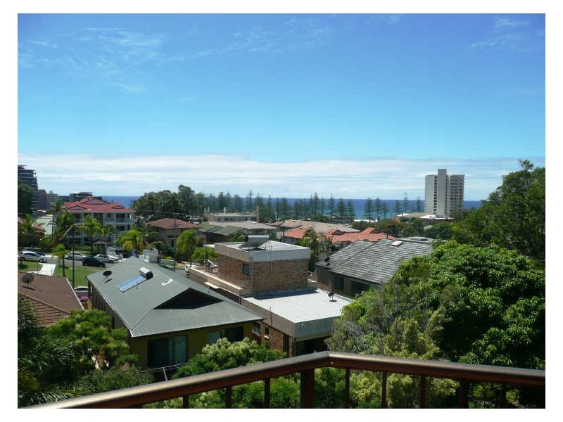 5/21 Hill Avenue, Burleigh Heads QLD 4220