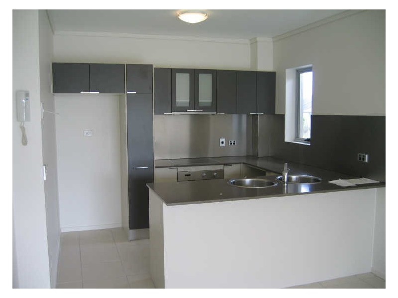 1/119 Sunshine Parade, Miami QLD 4220