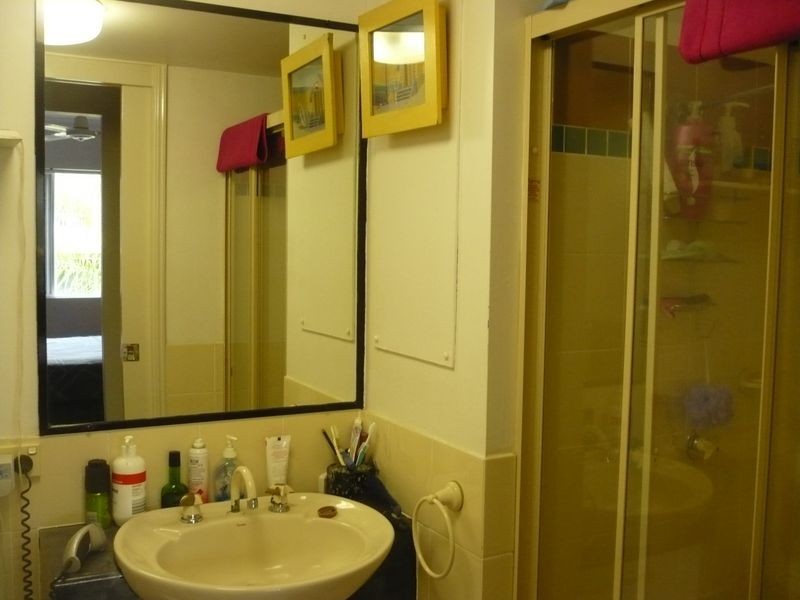 24/7 Redondo Avenue, Miami QLD 4220