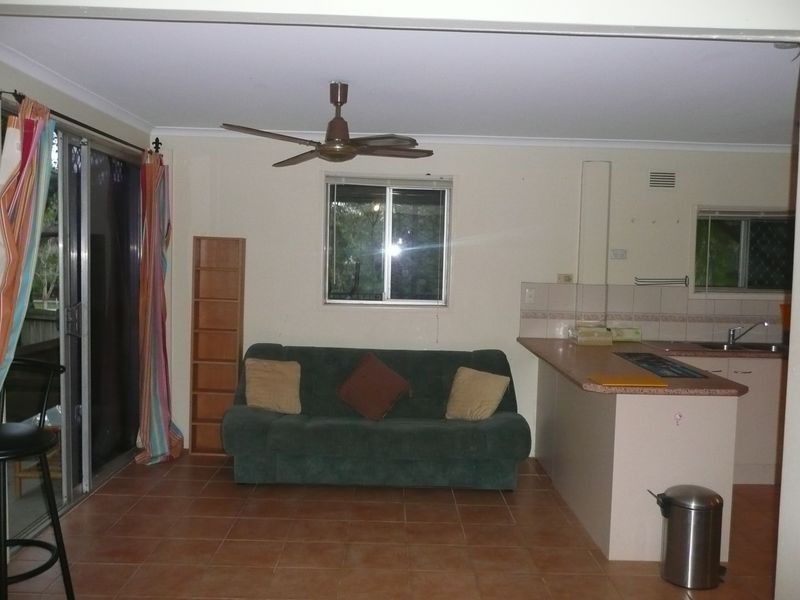24 Poinsettia Parade, Varsity Lakes QLD 4227