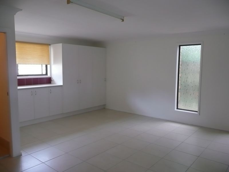 6 Rangeview Court, Burleigh Waters QLD 4220