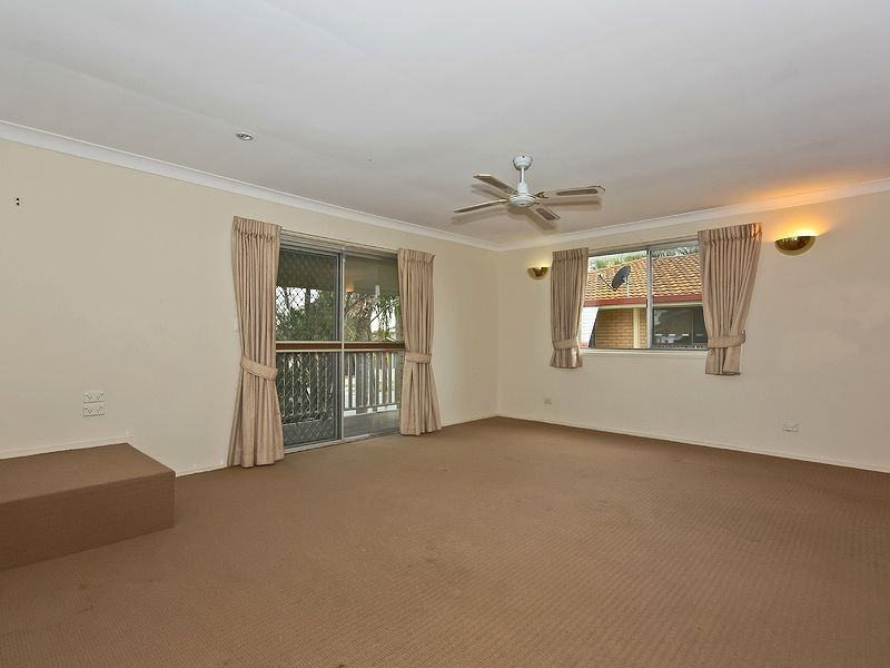 66 Mountainview Avenue, Burleigh Waters QLD 4220