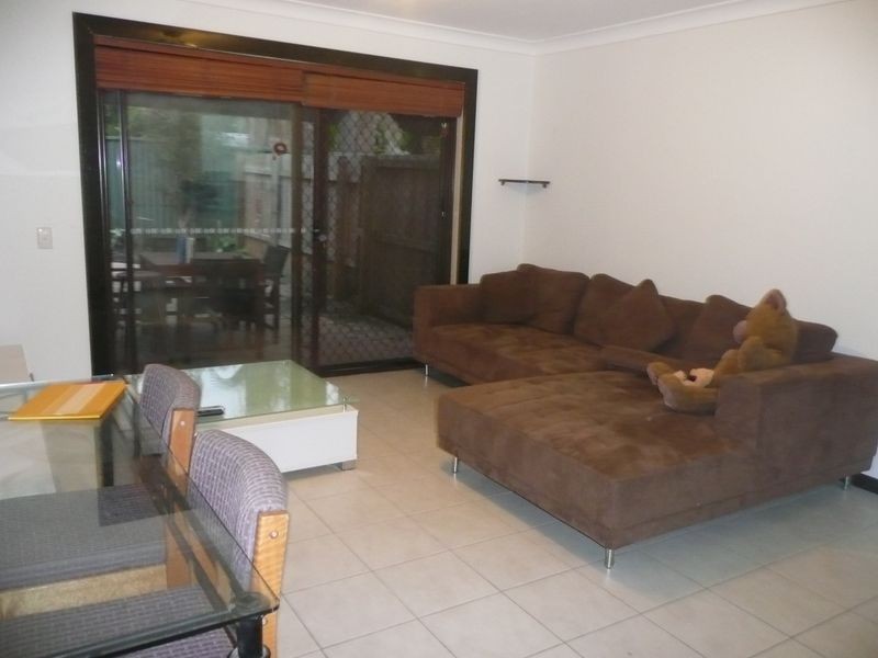 52/5 Galeen Drive, Burleigh Waters QLD 4220