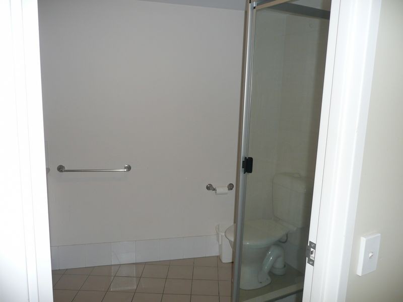 621/25 Lake Orr Drive, Varsity Lakes QLD 4227