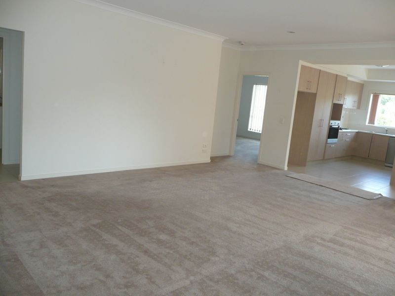 2/35 Meridien Avenue, Varsity Lakes QLD 4227