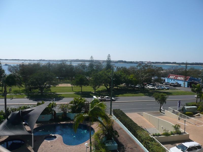 4c/114 Marine Parade, Southport QLD 4215
