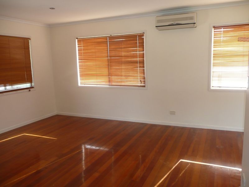 99 Tabilban Street, Burleigh Heads QLD 4220