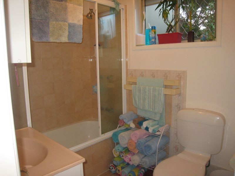 27 Barrine Drive, Worongary QLD 4213