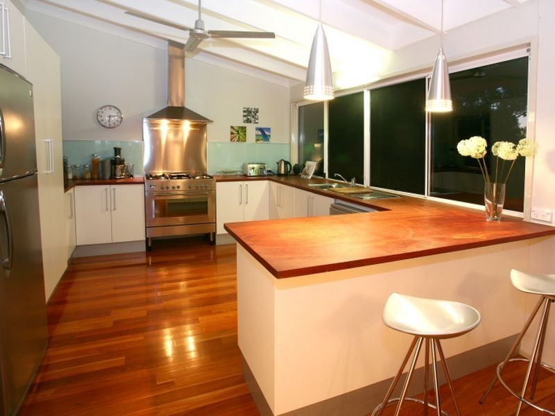 43 Ladds Ridge Rd, Burleigh Heads QLD 4220