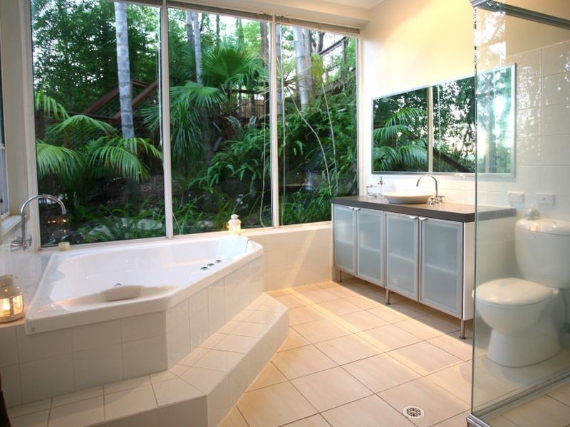 43 Ladds Ridge Rd, Burleigh Heads QLD 4220