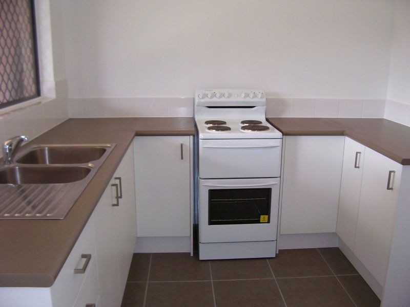 1/16 Crimson Crt, Miami QLD 4220