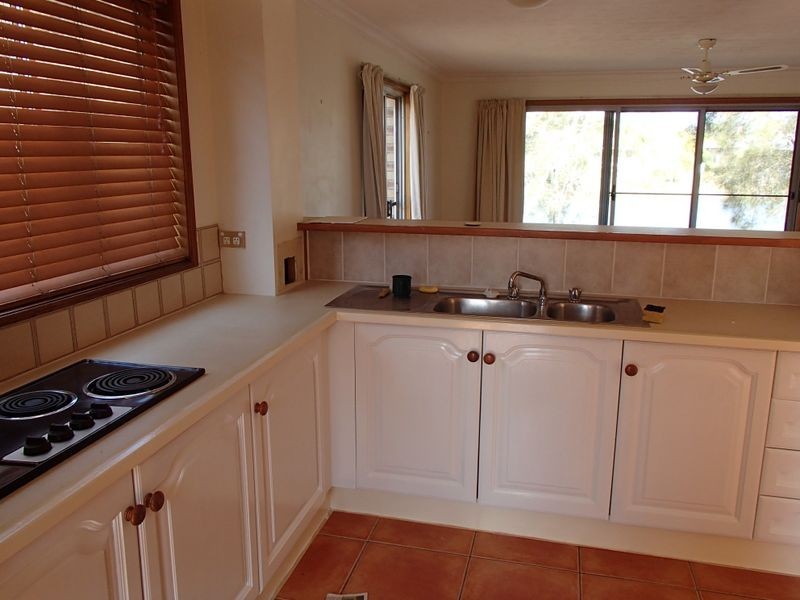 1/34 Sunbird Street, Burleigh Waters QLD 4220