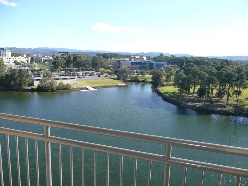 621/25 Lake Orr Drive, Varsity Lakes QLD 4227