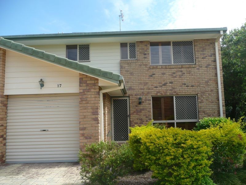 17/12 Bottlewood Crt, Burleigh Waters QLD 4220