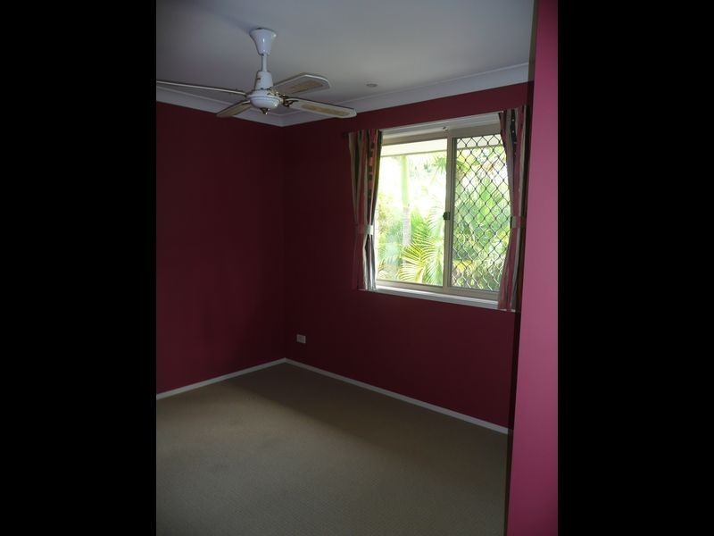 17/12 Bottlewood Crt, Burleigh Waters QLD 4220