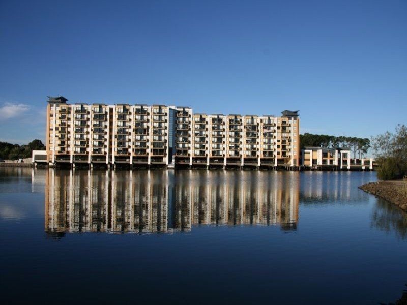 314/25 Lake Orr Drive, Varsity Lakes QLD 4227