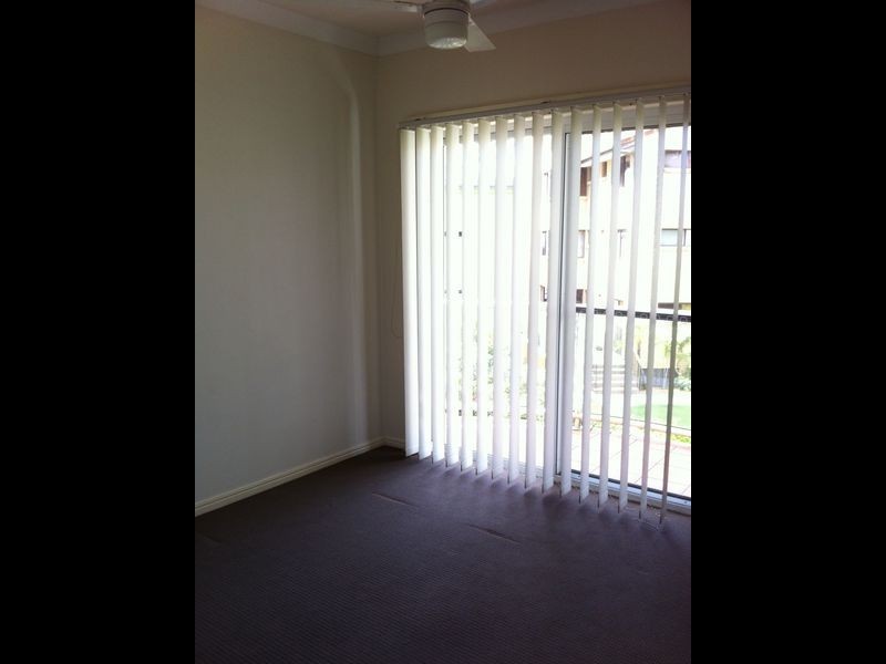 3/4 St Kilda Avenue, Broadbeach QLD 4218