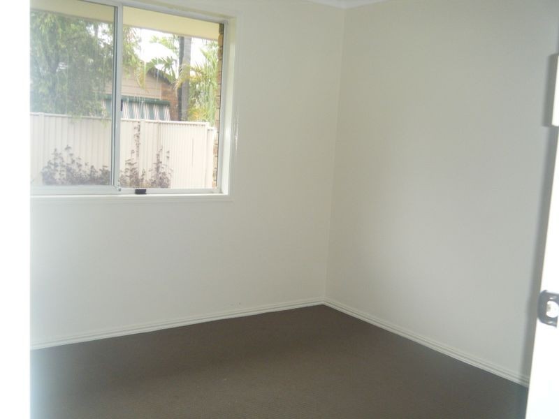 6 Shearwater Street, Burleigh Waters QLD 4220