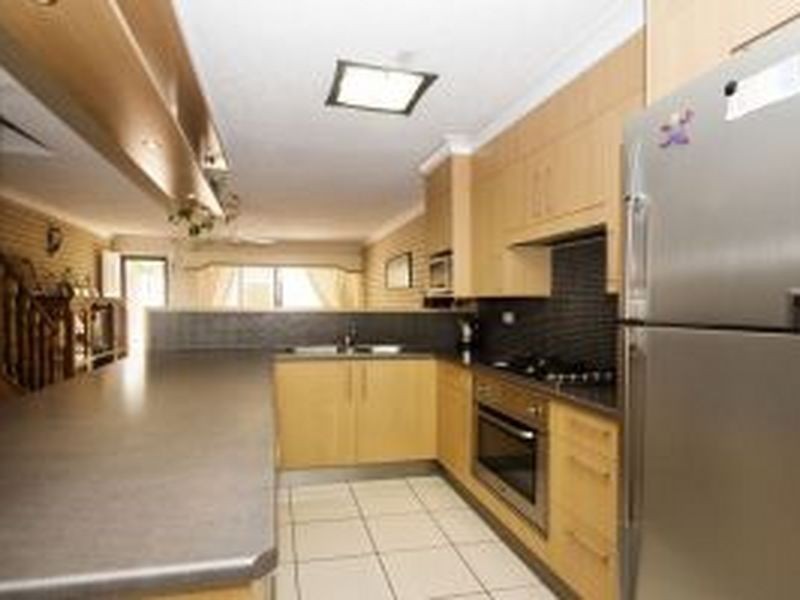 Burleigh Waters QLD 4220