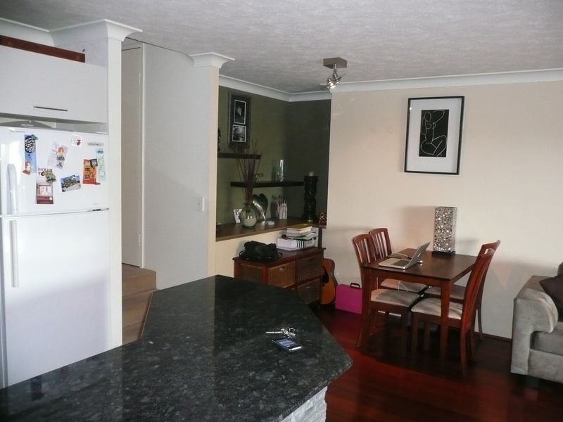 3/34 Hill Avenue, Burleigh Heads QLD 4220