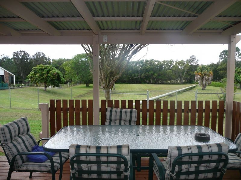 36 Larch St, Tallebudgera QLD 4228