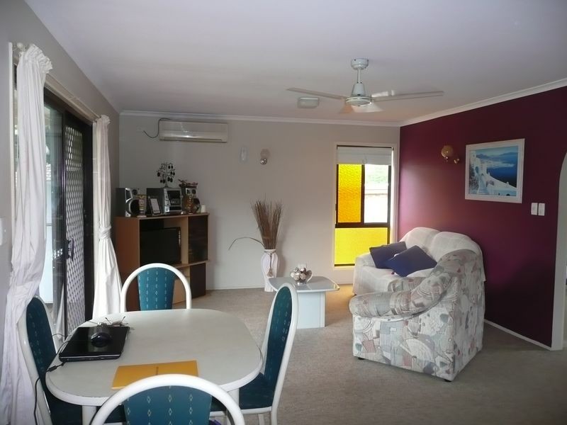 36 Larch St, Tallebudgera QLD 4228