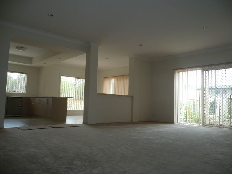 1/35 Meridien Avenue, Varsity Lakes QLD 4227