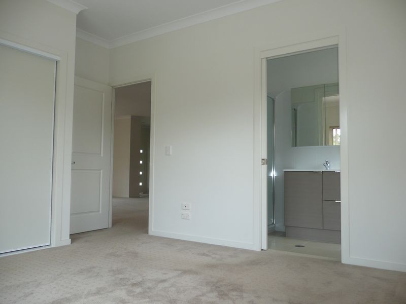 1/35 Meridien Avenue, Varsity Lakes QLD 4227