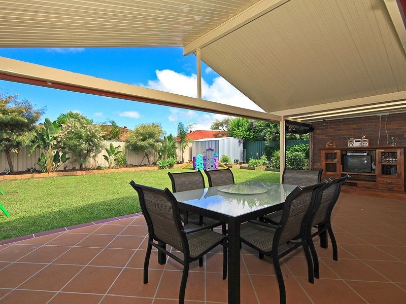 12 Coachwood Court, Burleigh Waters QLD 4220