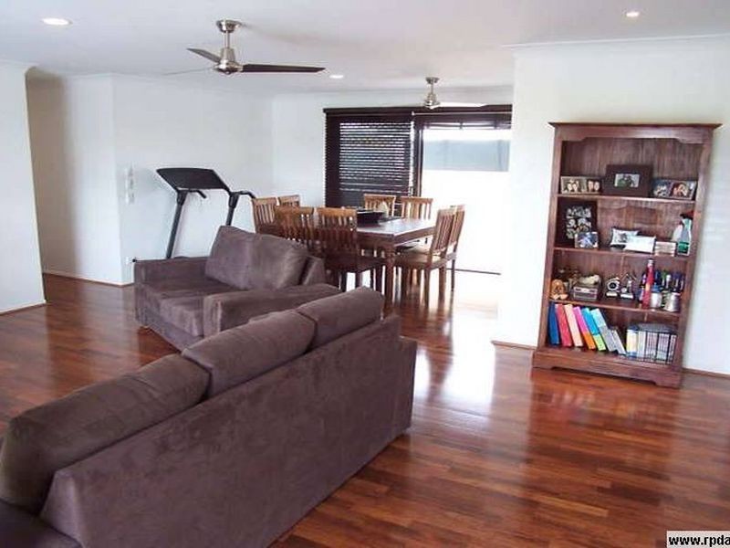2/7 St Lucia Court, Varsity Lakes QLD 4227