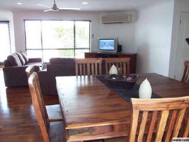 2/7 St Lucia Court, Varsity Lakes QLD 4227