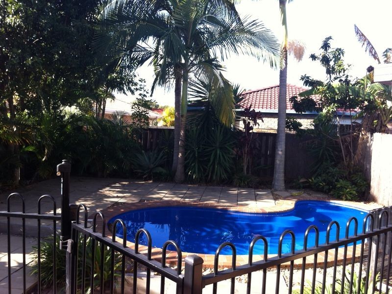 2/5 St Lucia Court, Varsity Lakes QLD 4227