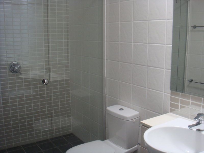 34 Moores Cres, Varsity Lakes QLD 4227