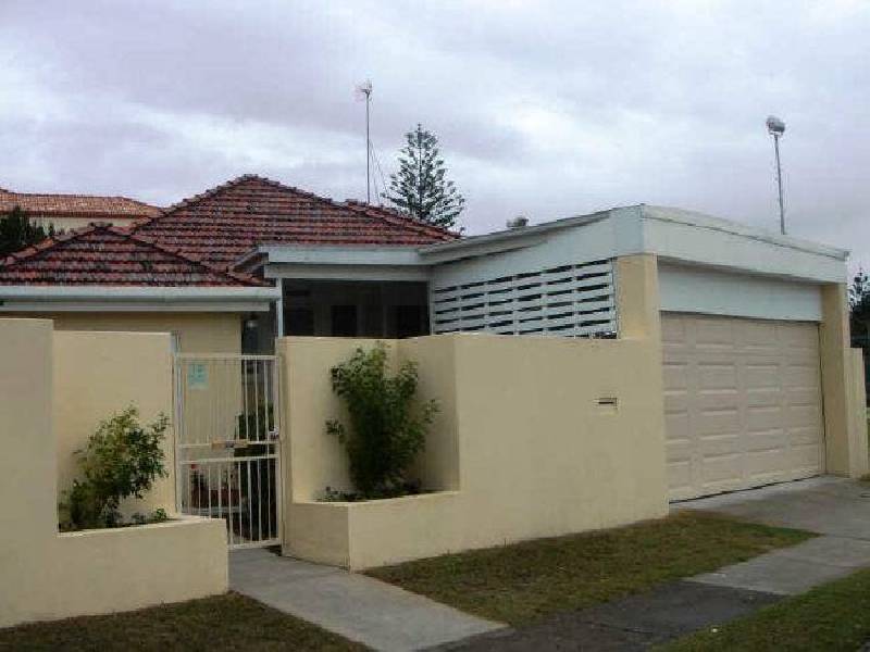 2097 Gold Coast Highway, Miami QLD 4220