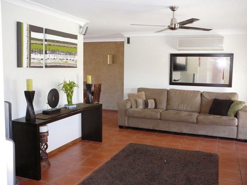 20 Honeywood Court, Burleigh Waters QLD 4220