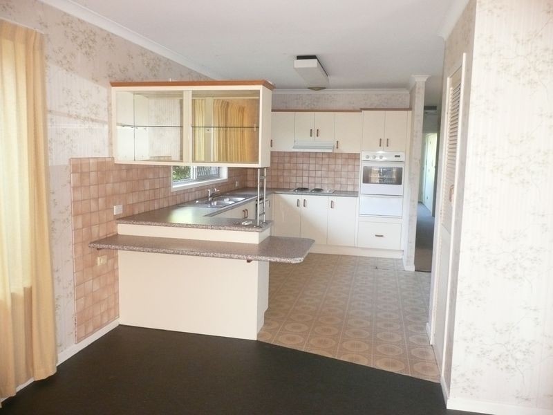13 Marlin Court, Palm Beach QLD 4221