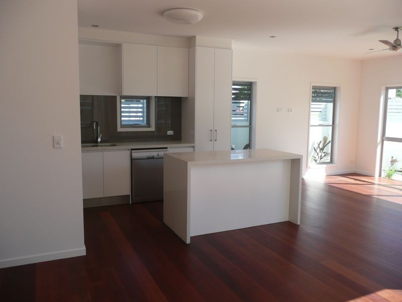 1/16 Fourteenth Avenue, Palm Beach QLD 4221
