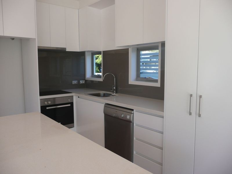 1/16 Fourteenth Avenue, Palm Beach QLD 4221