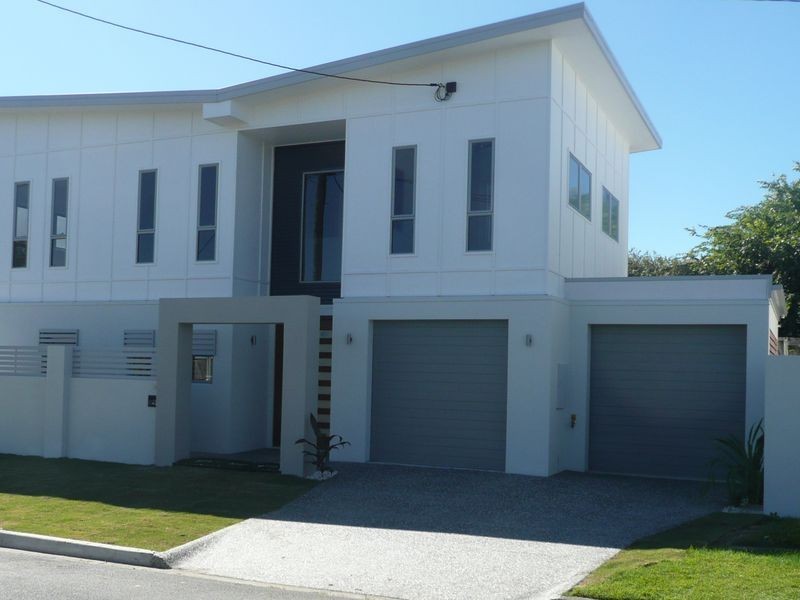2/16 Fourteenth Avenue, Palm Beach QLD 4221