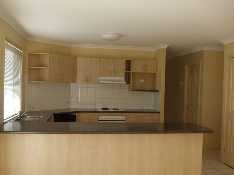 43 Gardendale Crescent, Burleigh Waters QLD 4220