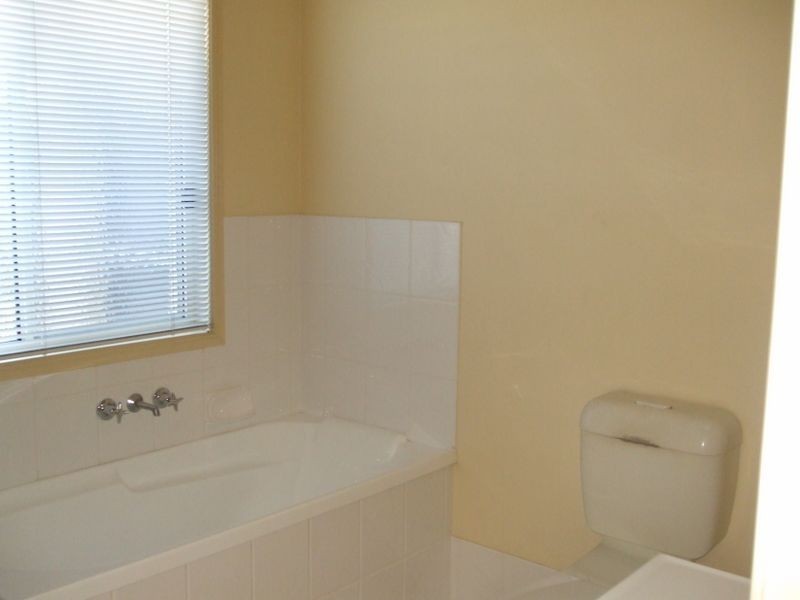 43 Gardendale Crescent, Burleigh Waters QLD 4220